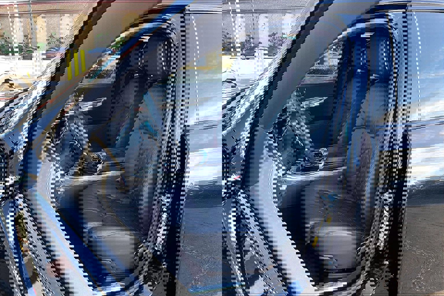 Used 2025 BMW i7 xDrive60 w/ Executive Package image 8