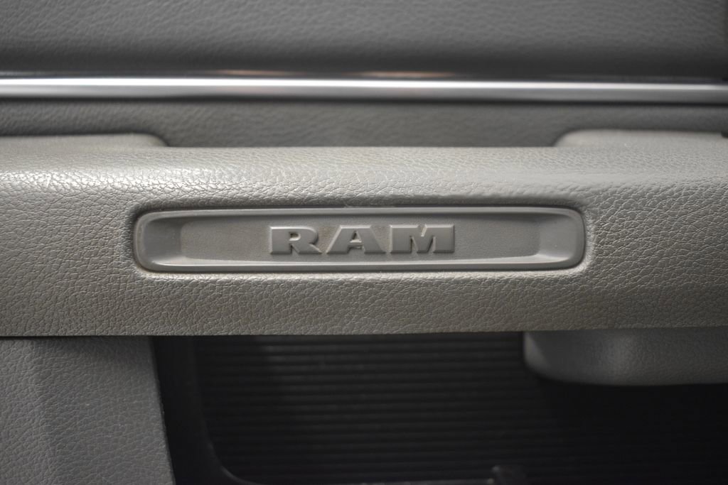 Used 2014 RAM 2500 SLT w/ Popular Equipment Group image 26