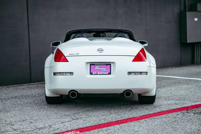 Used 2007 Nissan 350Z Grand Touring RWD image 13
