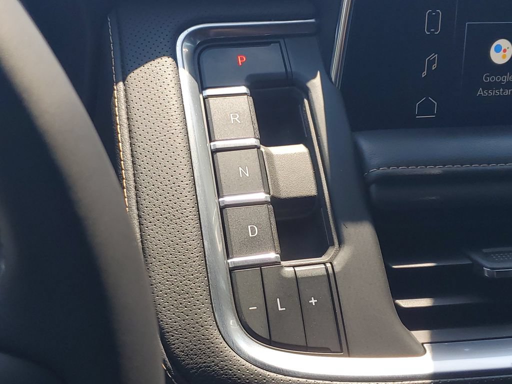 Certified 2022 GMC Yukon XL AT4 AWD/4WD image 32