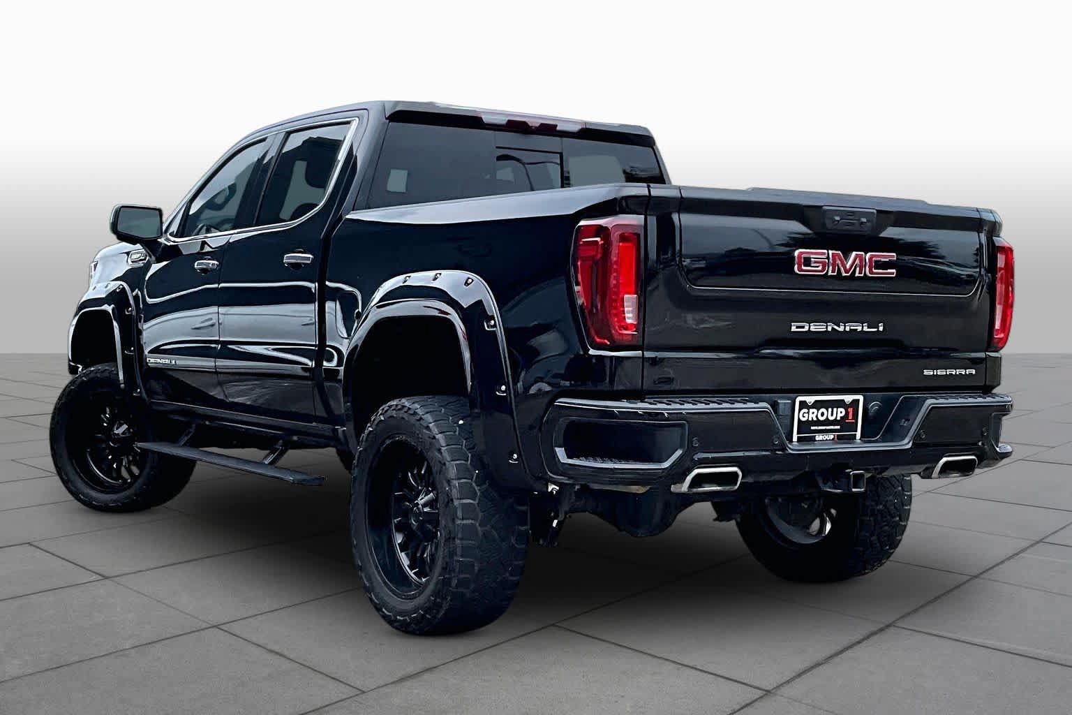 Used 2023 GMC Sierra 1500 Denali AWD/4WD image 11