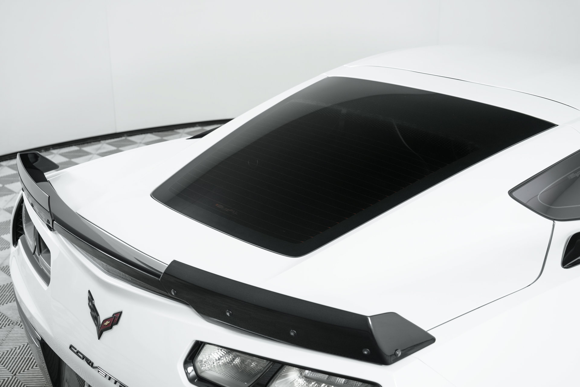 Used 2015 Chevrolet Corvette Z06 w/ 3LZ Preferred Equipment Group RWD image 58