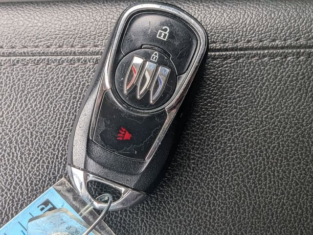 Used 2024 Buick Encore GX Sport Touring FWD image 31