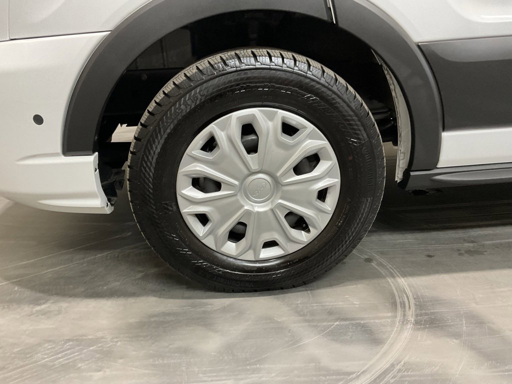 Used 2025 Ford Transit 350 XLT image 6