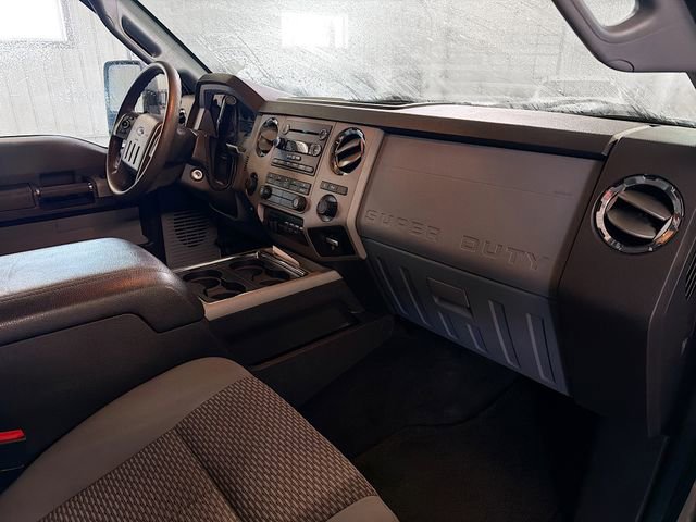 Used 2016 Ford F250 XLT w/ FX4 Off-Road Package AWD/4WD image 12