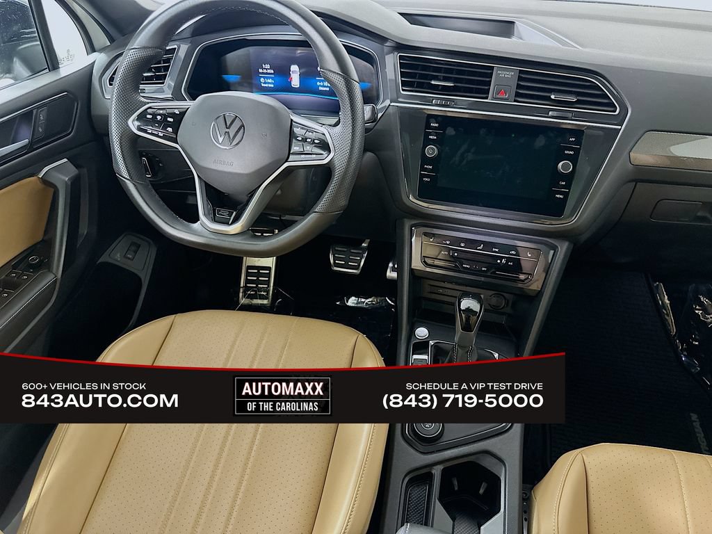 Used 2024 Volkswagen Tiguan SE R-Line AWD/4WD image 17