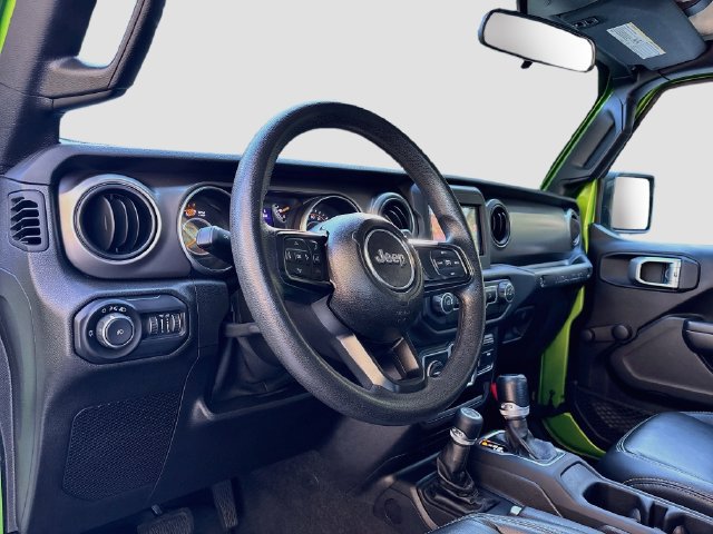 Used 2018 Jeep Wrangler Sport AWD/4WD image 9