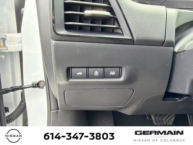 New 2026 Nissan Sentra SR w/ SR Premium Package FWD image 19