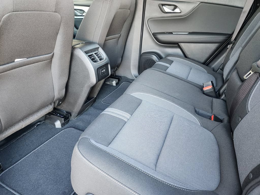 New 2026 Chevrolet Blazer LT w/ Convenience Package FWD image 22
