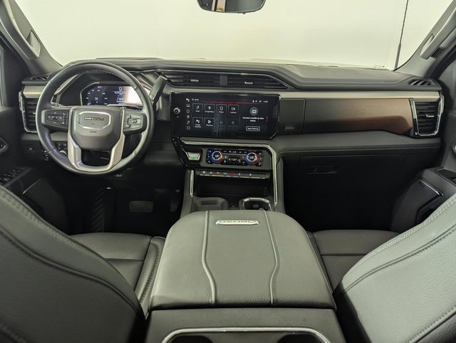 Used 2025 GMC Sierra 2500 Denali image 21