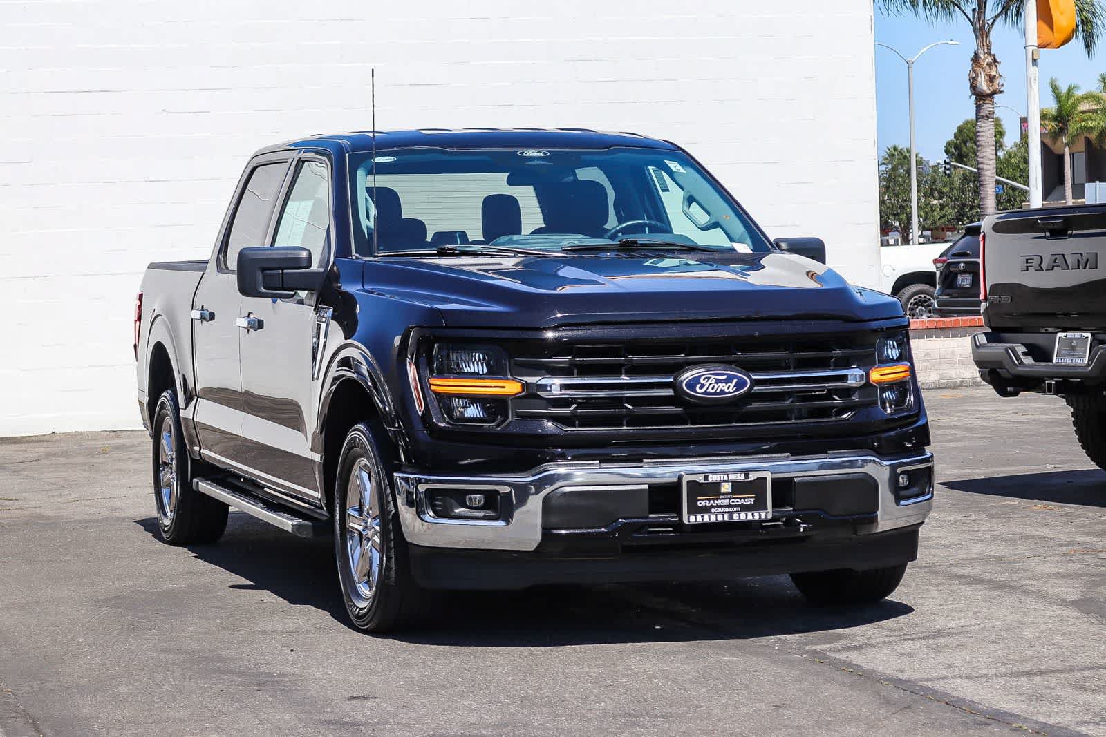 Used 2025 Ford F150 XLT w/ Equipment Group 301A Standard RWD image 3