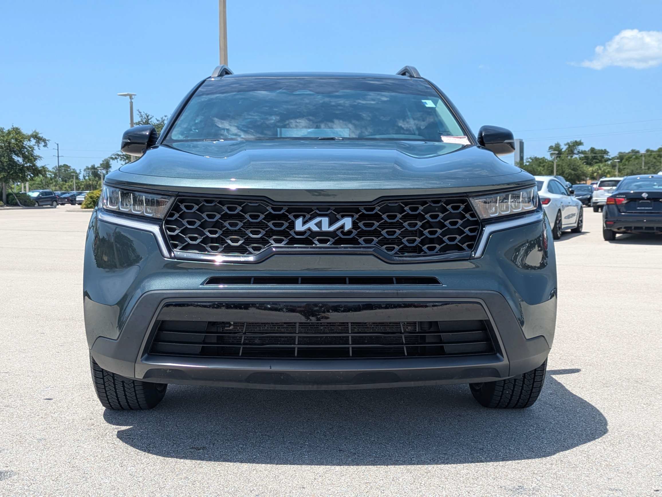 Certified 2023 Kia Sorento S w/ Panoramic Sunroof Package AWD/4WD image 3