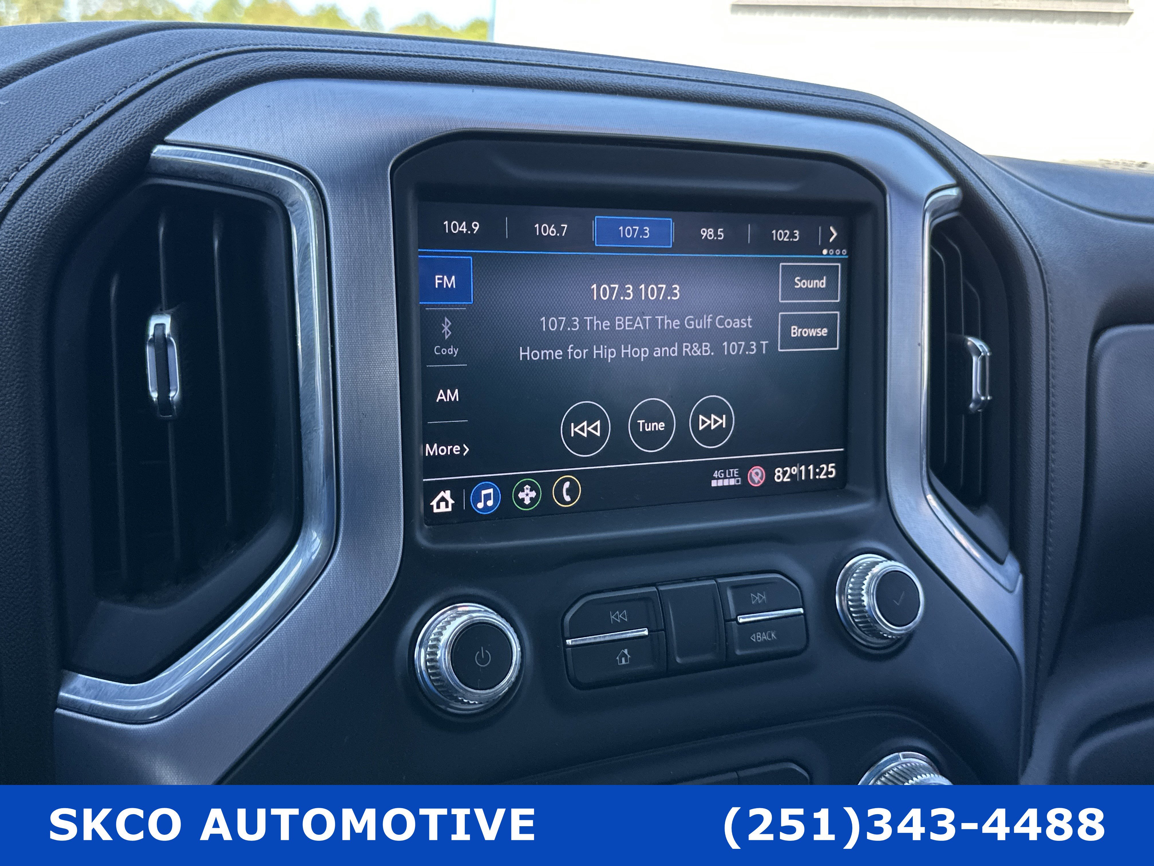Used 2020 GMC Sierra 1500 Elevation w/ Elevation Value Package AWD/4WD image 16