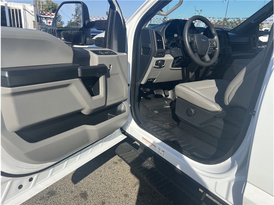 Used 2022 Ford F550 2WD Crew Cab Super Duty w/ Power Equipment Group image 16