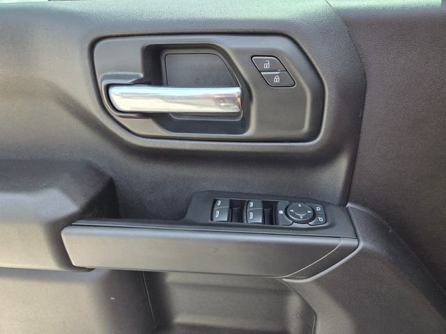 Used 2024 Chevrolet Silverado 1500 Custom w/ Turbomax Blackout Package RWD image 21