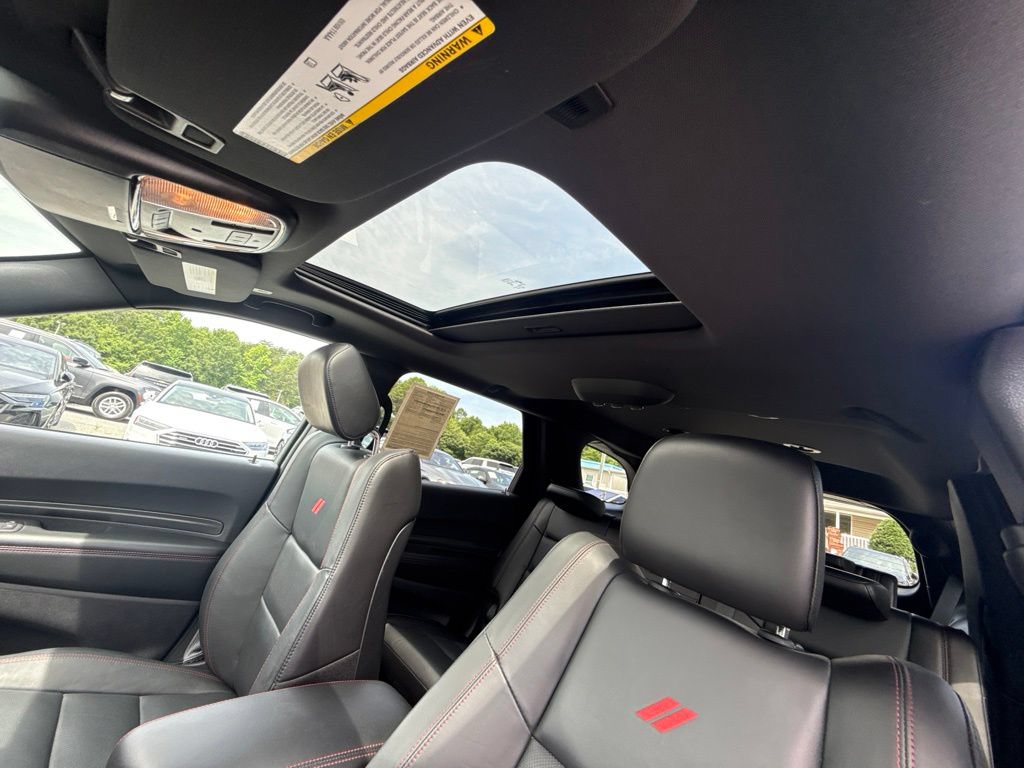Used 2025 Dodge Durango GT AWD/4WD image 4