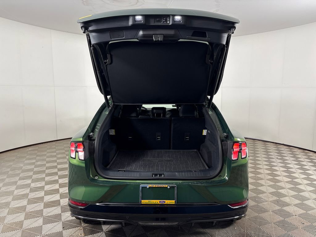 Certified 2025 Ford Mustang Mach-E GT image 24