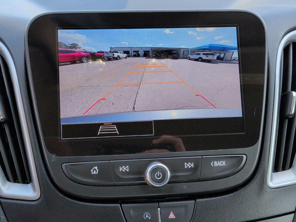 Used 2025 Chevrolet Malibu LT FWD image 24