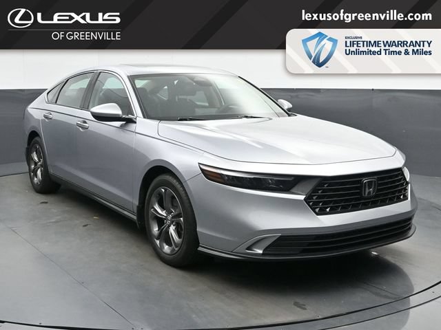 Used 2023 Honda Accord EX image 2