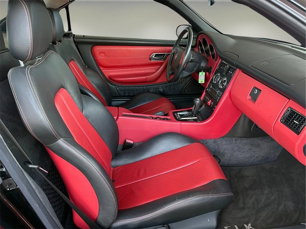 Used 1998 Mercedes-Benz SLK 230 image 10