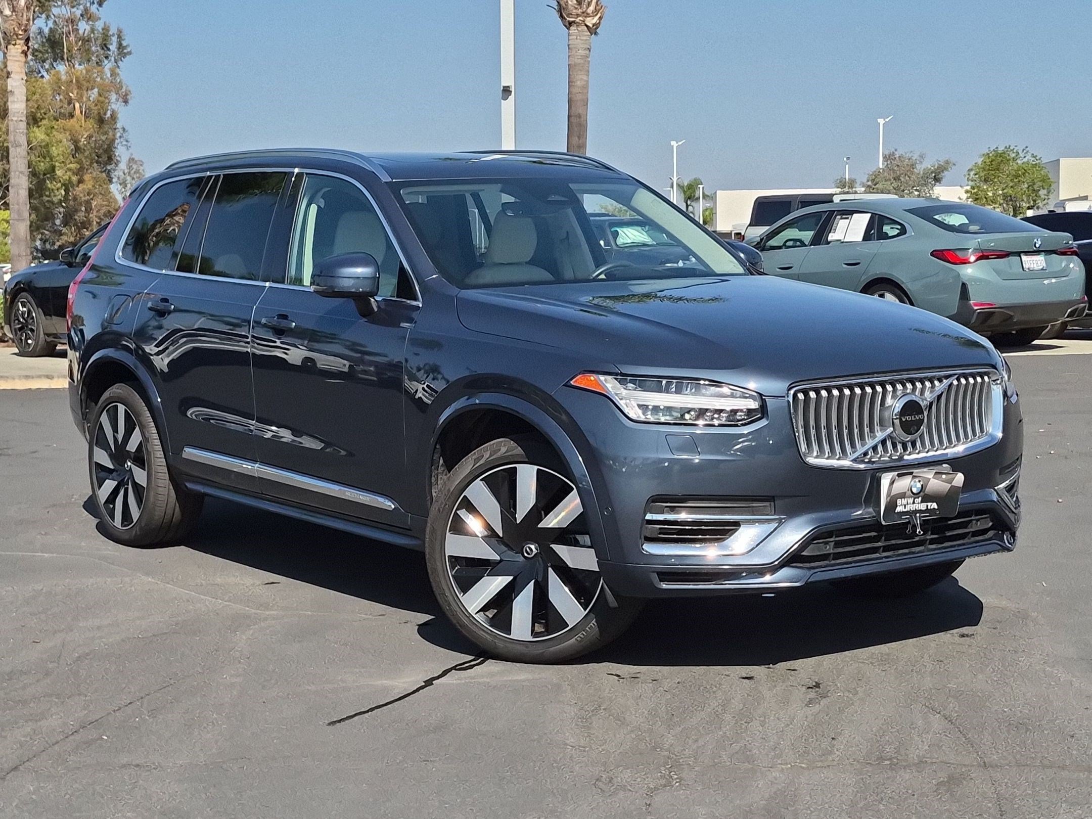 Used 2023 Volvo XC90 T8 Ultimate w/ Lounge Package AWD/4WD image 2