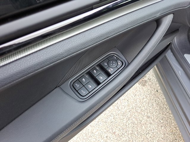Used 2025 Porsche Panamera 4 image 24