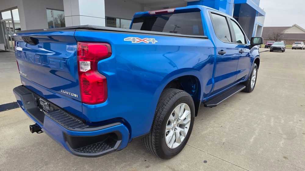 Used 2024 Chevrolet Silverado 1500 Custom image 8
