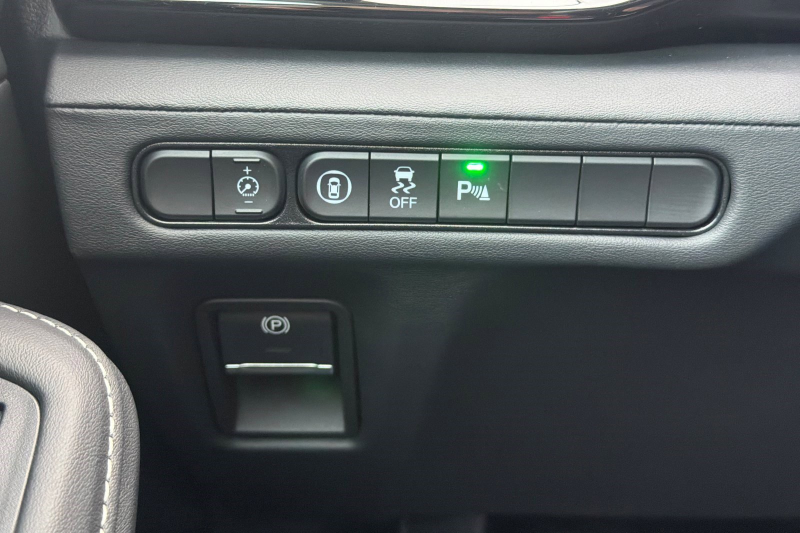 Certified 2026 Acura MDX SH-AWD w/Technology Package image 37