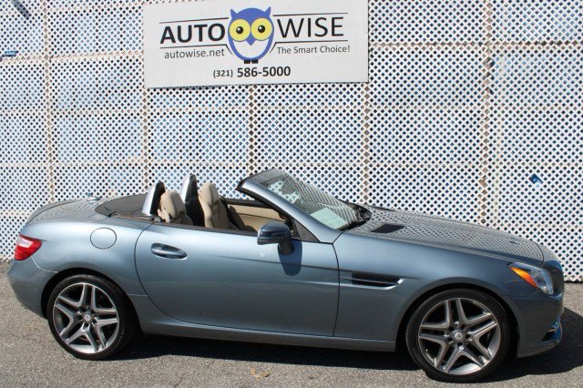 Used 2013 Mercedes-Benz SLK 250 image 3