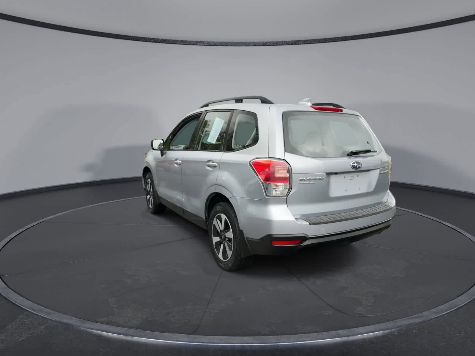 Used 2018 Subaru Forester 2.5i w/ Alloy Wheel Package AWD/4WD image 6