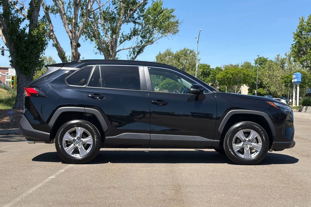 Used 2024 Toyota RAV4 XLE w/ Convenience Package image 3