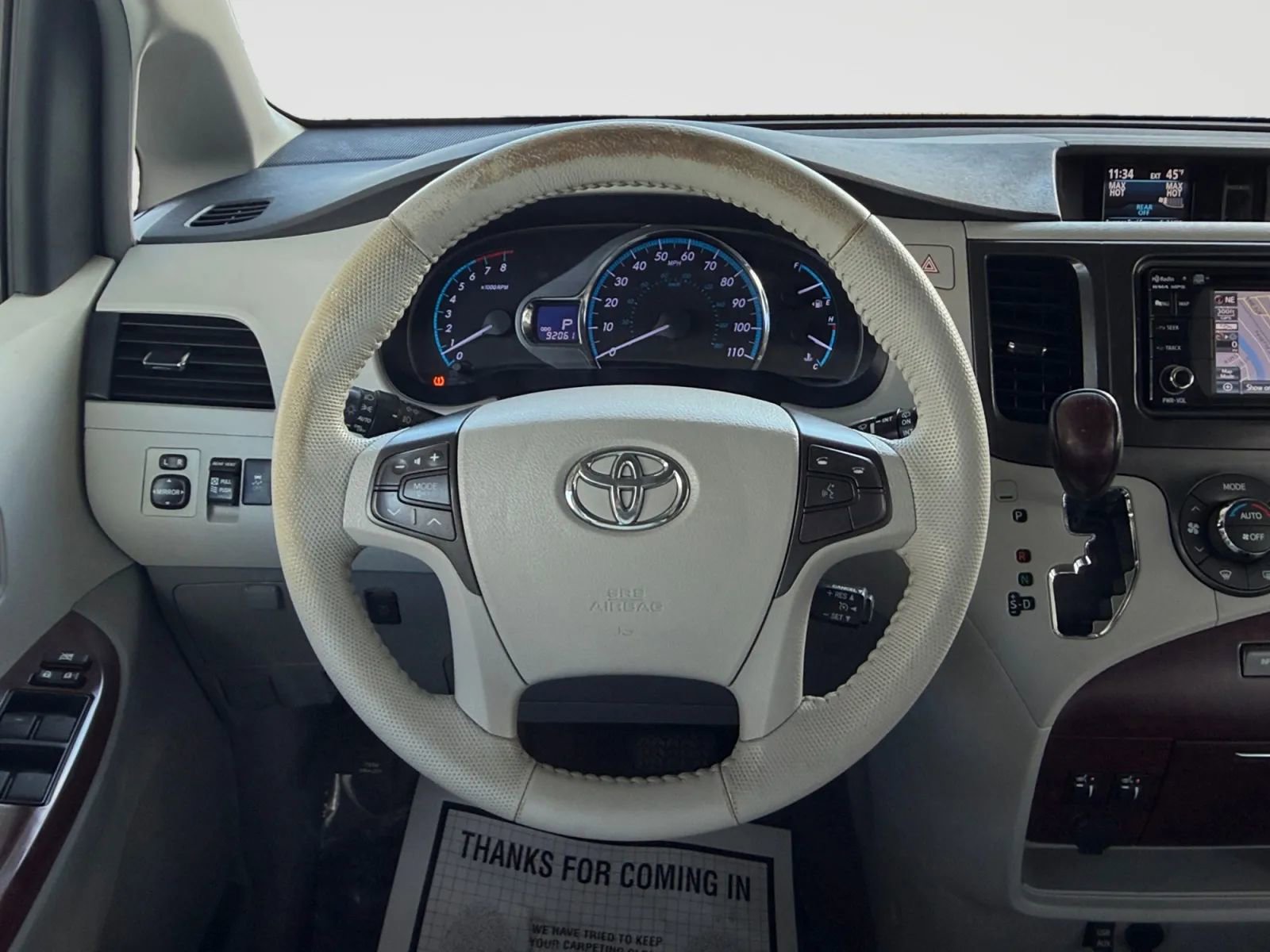 Used 2013 Toyota Sienna XLE image 27