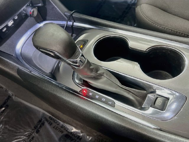Used 2024 Chevrolet Malibu LT FWD image 24