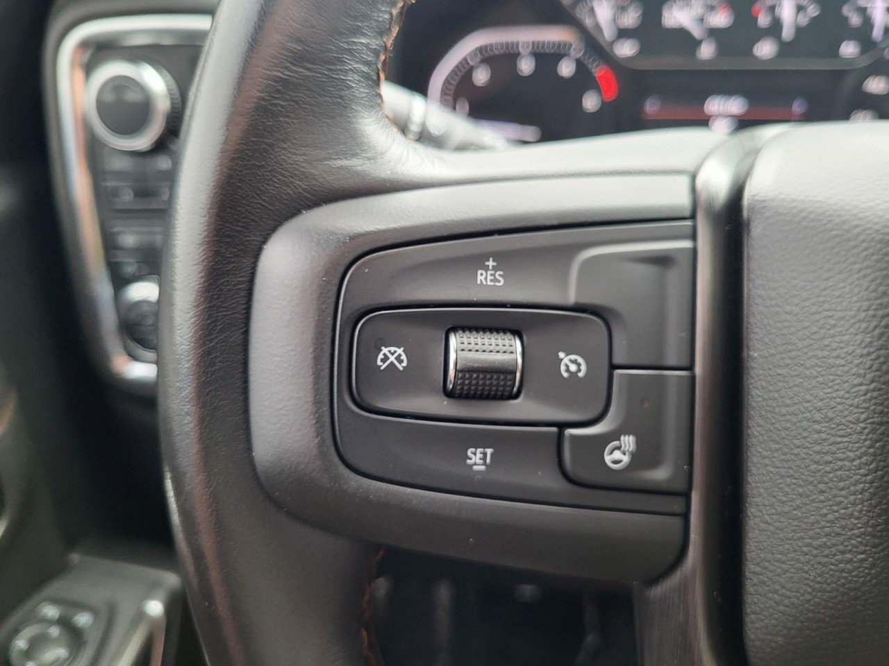 Used 2023 GMC Sierra 2500 AT4 w/ AT4 Preferred Package image 25