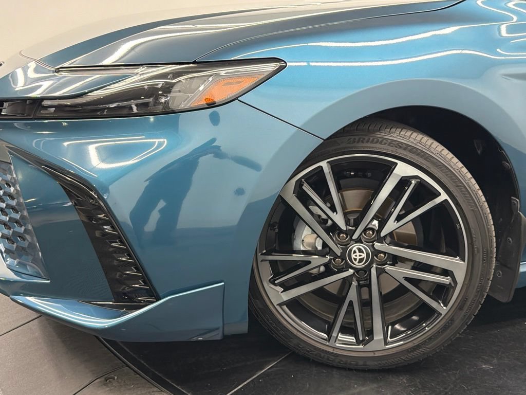 Used 2026 Toyota Camry XSE FWD image 5