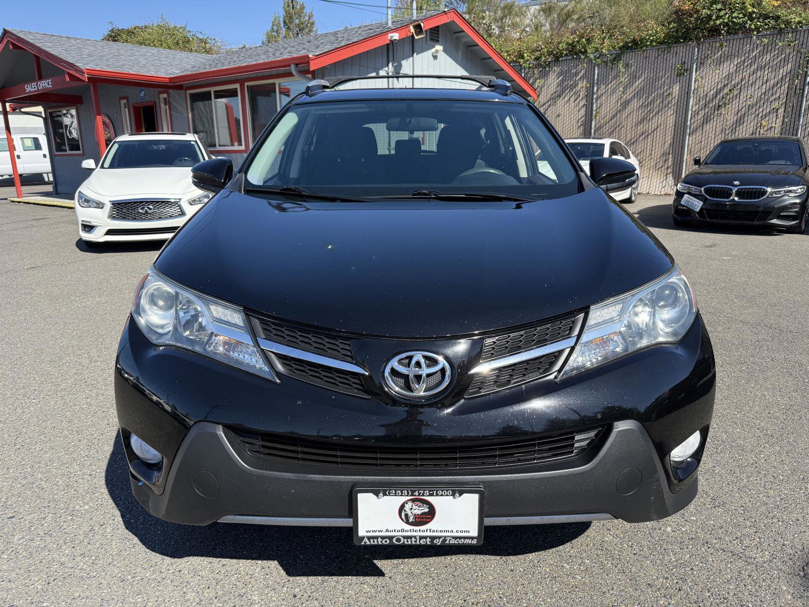 Used 2013 Toyota RAV4 XLE image 4