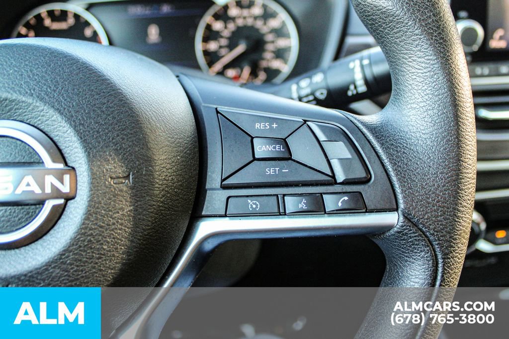 Used 2024 Nissan Altima 2.5 SV image 27