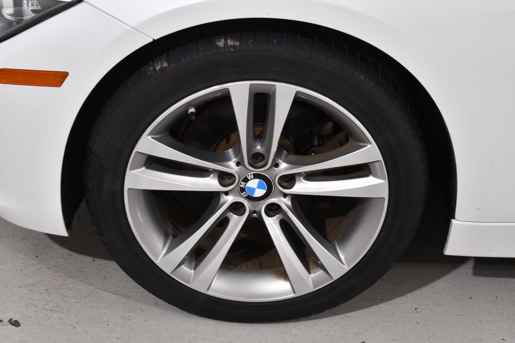 Used 2015 BMW 328i Sedan RWD image 23