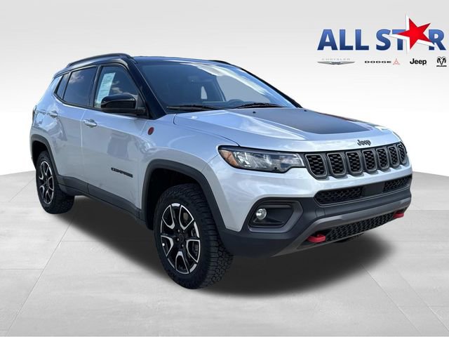 Used 2025 Jeep Compass Trailhawk w/ Trailer Tow Group image 1