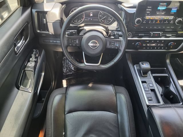 Used 2022 Nissan Pathfinder SL w/ SL Black Package FWD image 21