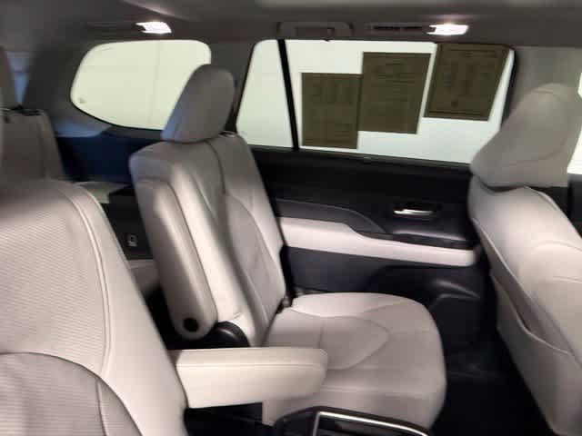 Used 2026 Toyota Grand Highlander AWD image 54