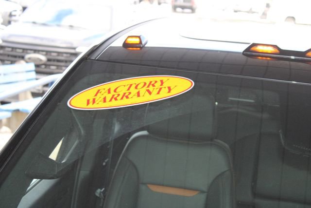 Used 2025 GMC Sierra 2500 AT4 image 33