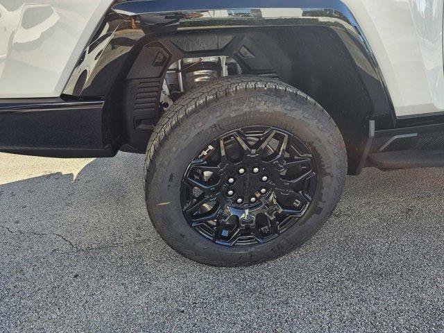 New 2026 GMC Hummer EV 2X image 13