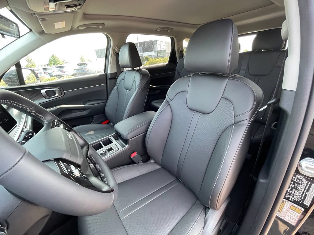 New 2026 Kia Sorento S w/ S Panoramic Sunroof Package FWD image 22
