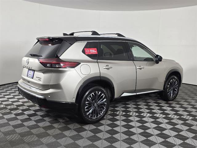 Used 2024 Nissan Rogue Platinum w/ Platinum Premium Package AWD/4WD image 3