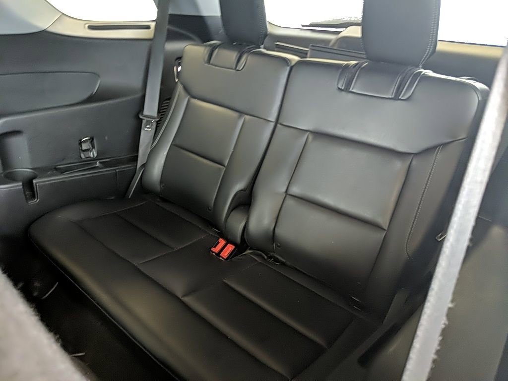 Used 2022 Ford Explorer XLT w/ Equipment Group 202A image 15