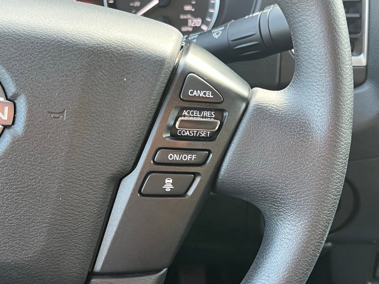 Used 2022 Nissan Frontier SV w/ Technology Package image 28