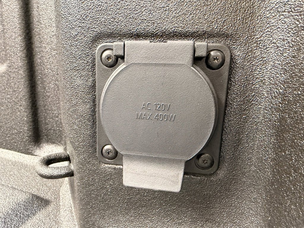 Used 2025 Chevrolet Silverado 2500 LT image 9