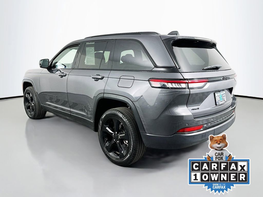 Used 2024 Jeep Grand Cherokee Limited w/ Black Appearance Package image 6