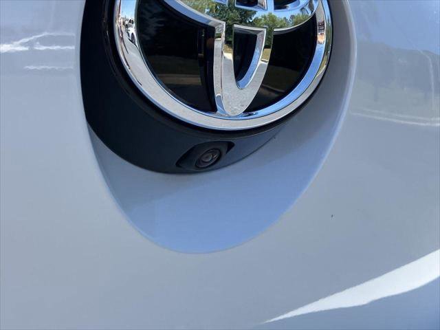 Certified 2025 Toyota Corolla SE FWD image 10